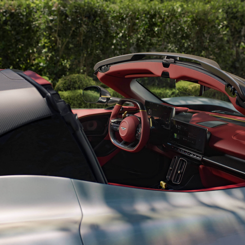 2028 Aston Martin Valhalla Spider Interior